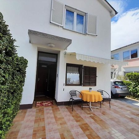 Lovely Studio Malina Close To The Beach كرك المظهر الخارجي الصورة